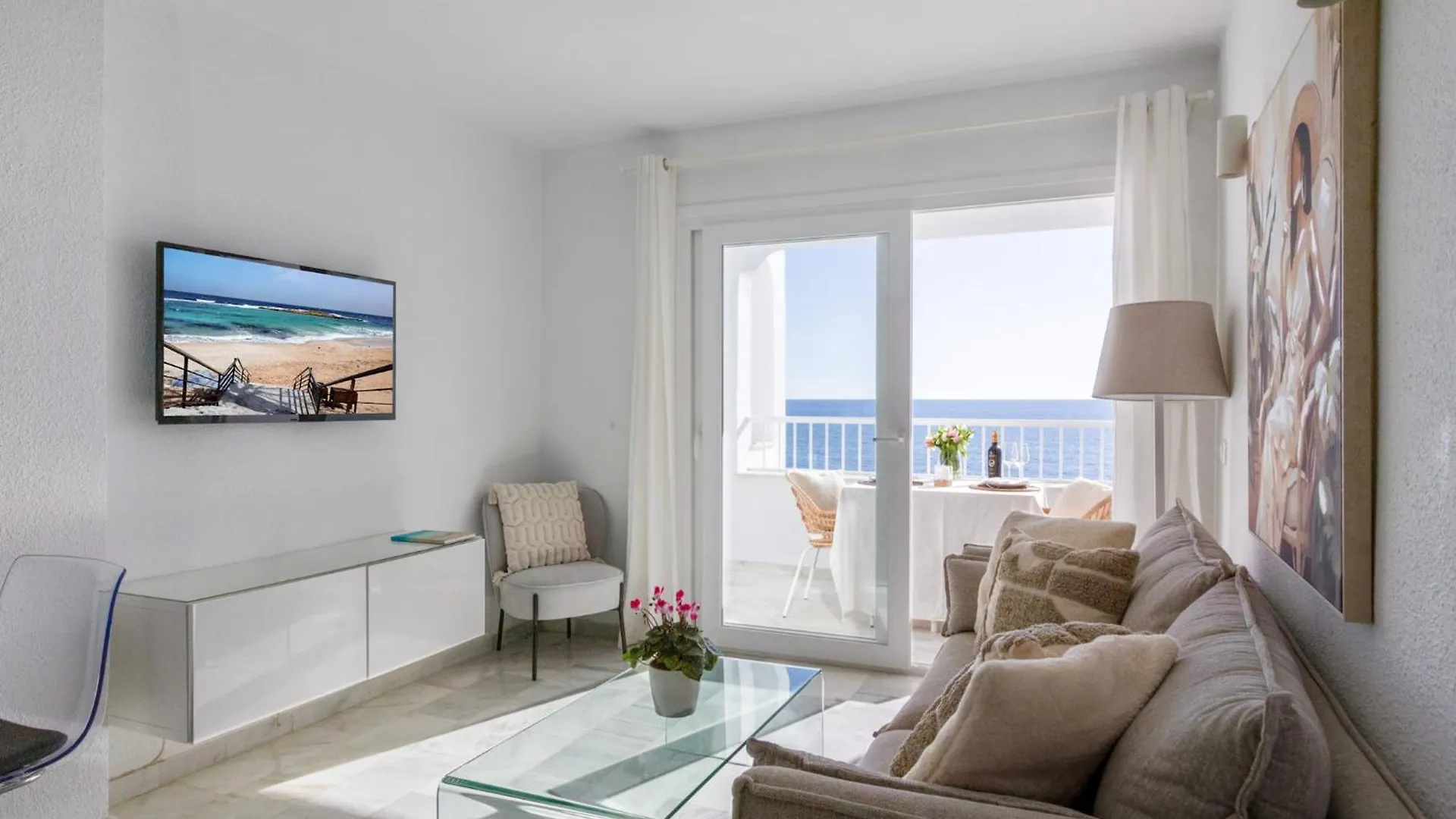 Oceanfront Mijas Apartment